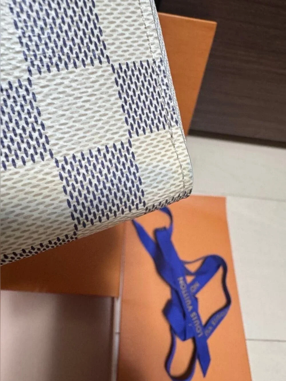 Louis Vuitton White Damier Azur Zippy Coin Purse Wallet